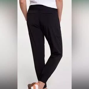 Truelight Jogggers- Calia by Carrie Underwood